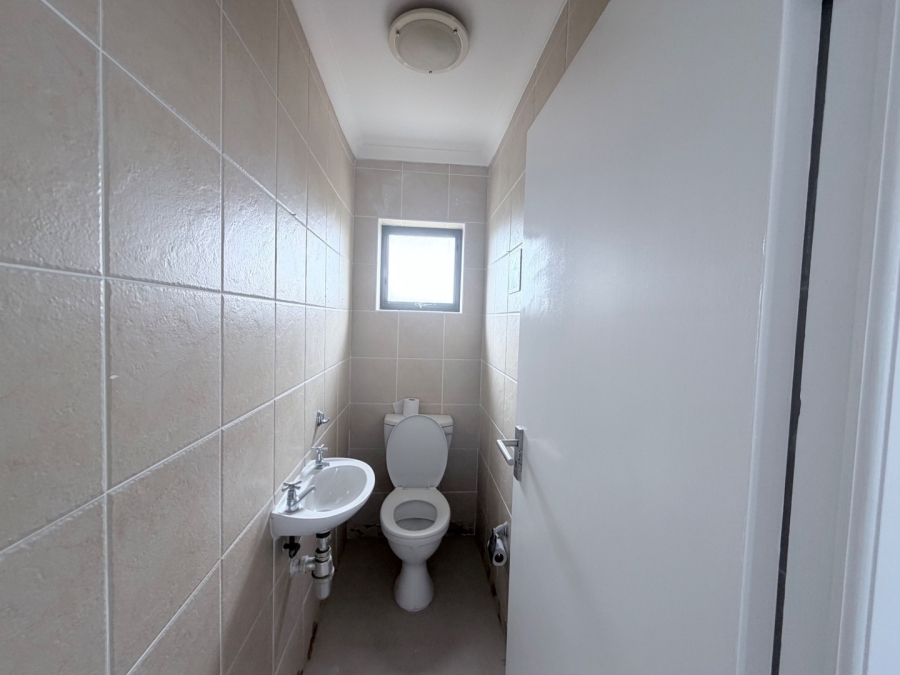 3 Bedroom Property for Sale in Bloubergstrand Western Cape